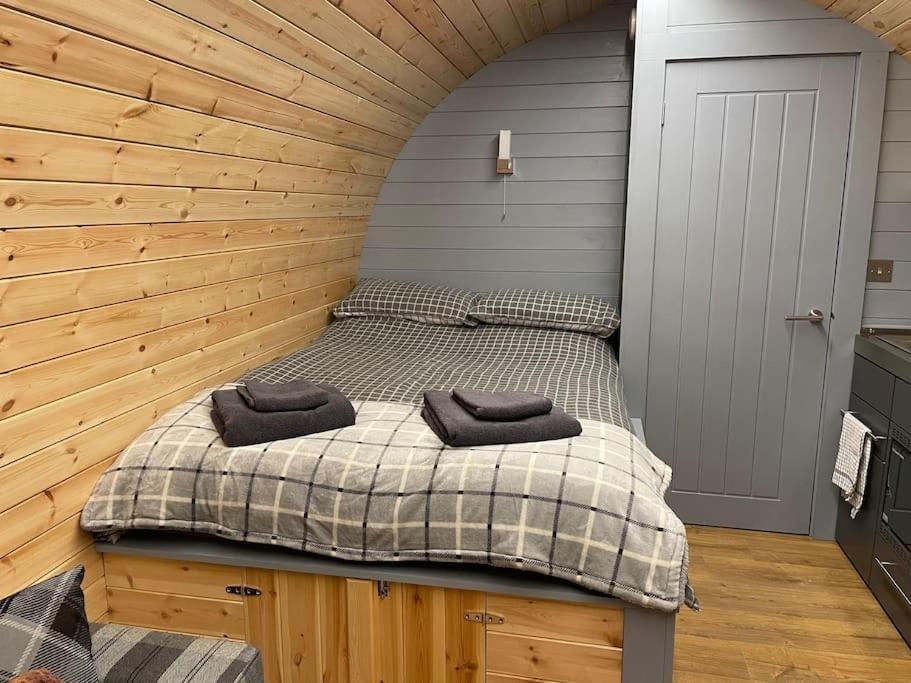 Apartament Bonny Wee Snug - Pod In Spean Bridge Zewnętrze zdjęcie