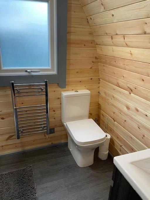 Apartament Bonny Wee Snug - Pod In Spean Bridge Zewnętrze zdjęcie