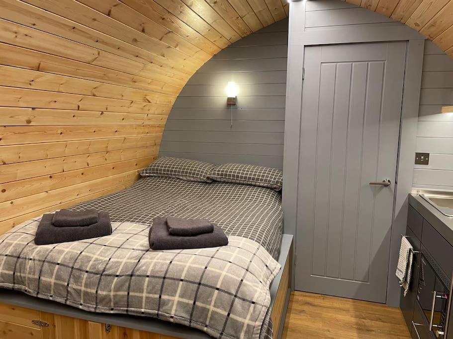 Apartament Bonny Wee Snug - Pod In Spean Bridge Zewnętrze zdjęcie
