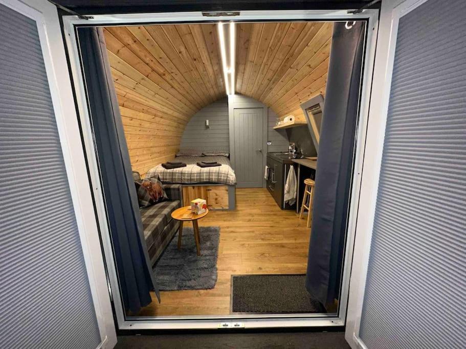 Apartament Bonny Wee Snug - Pod In Spean Bridge Zewnętrze zdjęcie