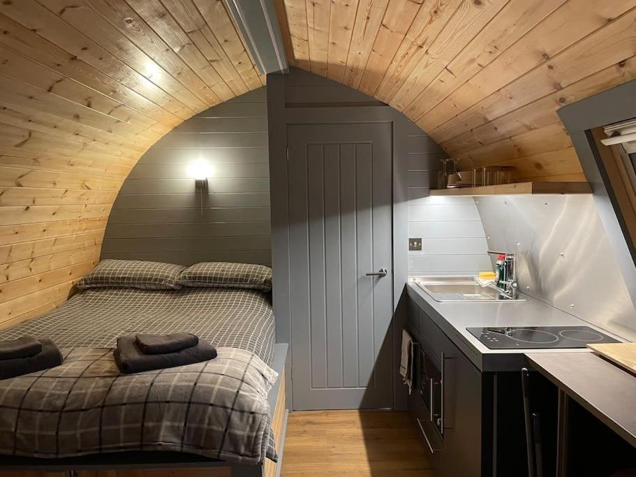 Apartament Bonny Wee Snug - Pod In Spean Bridge Zewnętrze zdjęcie