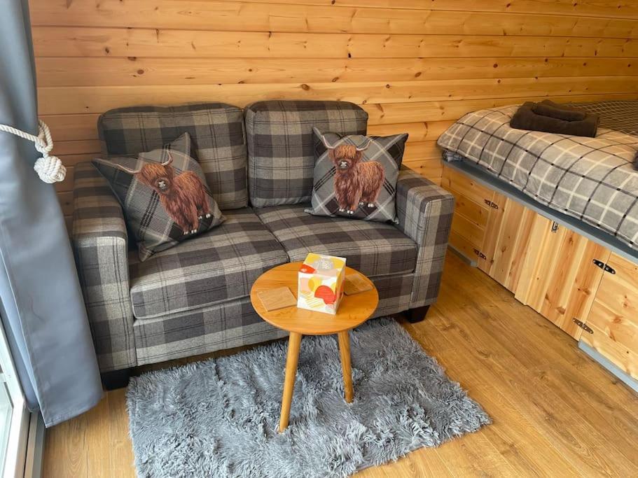 Apartament Bonny Wee Snug - Pod In Spean Bridge Zewnętrze zdjęcie