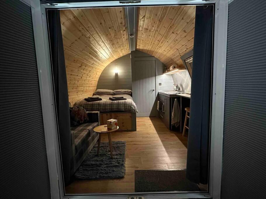 Apartament Bonny Wee Snug - Pod In Spean Bridge Zewnętrze zdjęcie