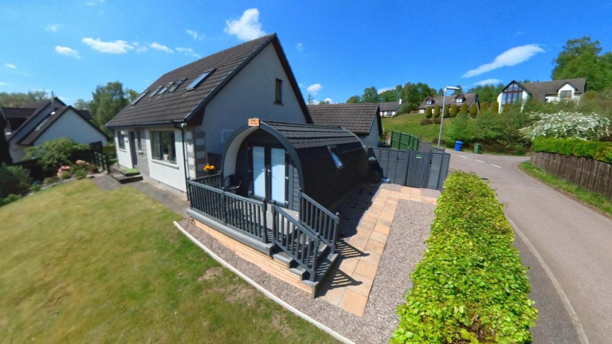 Apartament Bonny Wee Snug - Pod In Spean Bridge Zewnętrze zdjęcie